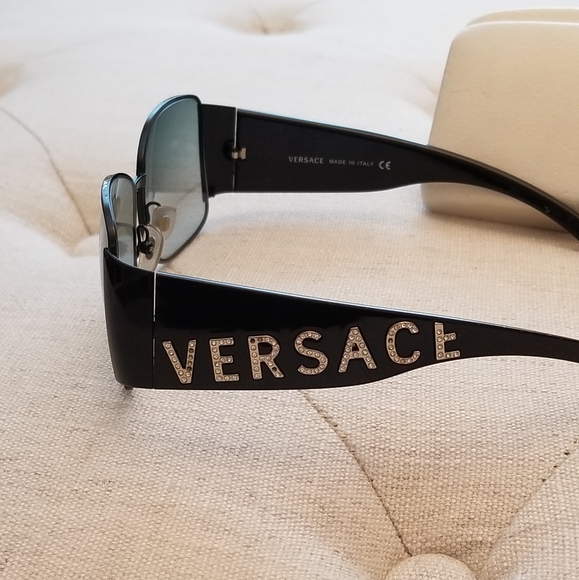 Sunglasses - Picture 2 of 3